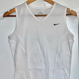 Nike FIT DRY Top